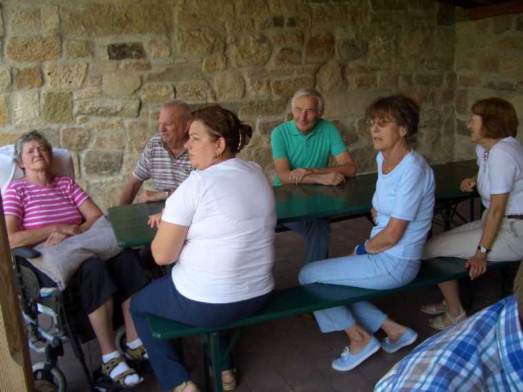 schlossparkhock090.jpg