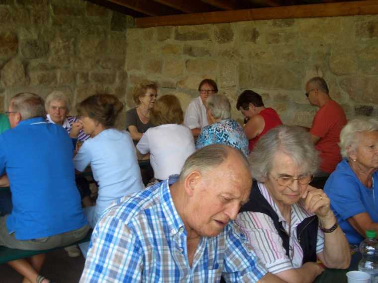 schlossparkhock100.jpg