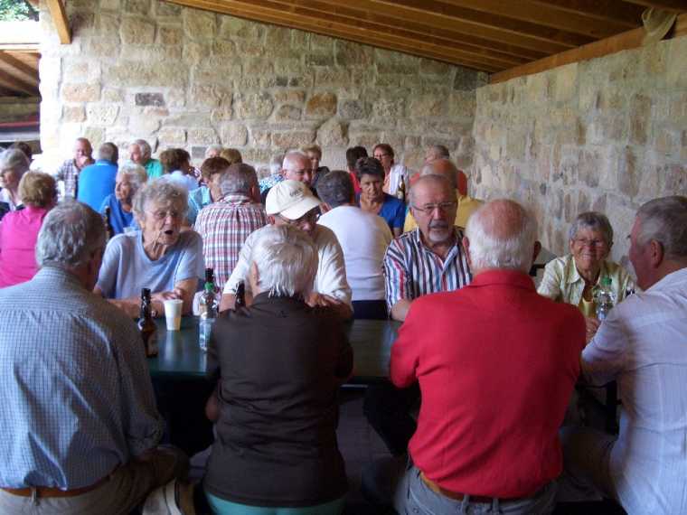 schlossparkhock120.jpg