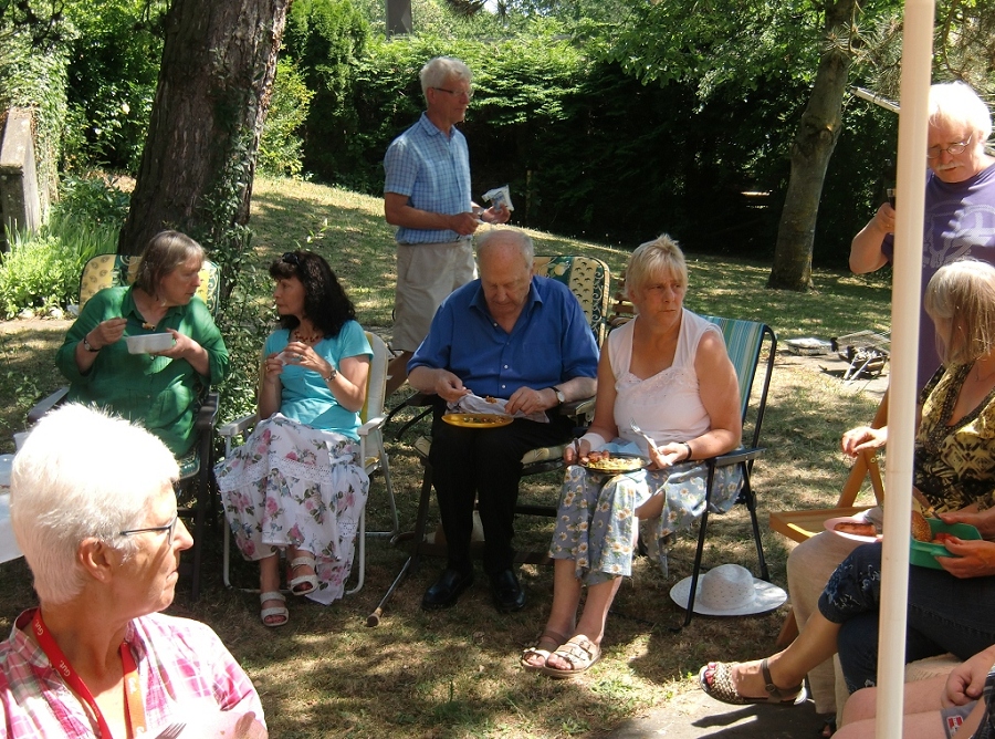nachbarschaftsfest110.jpg